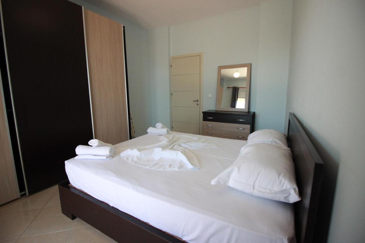 Villa Roel Sarande Bagian luar foto