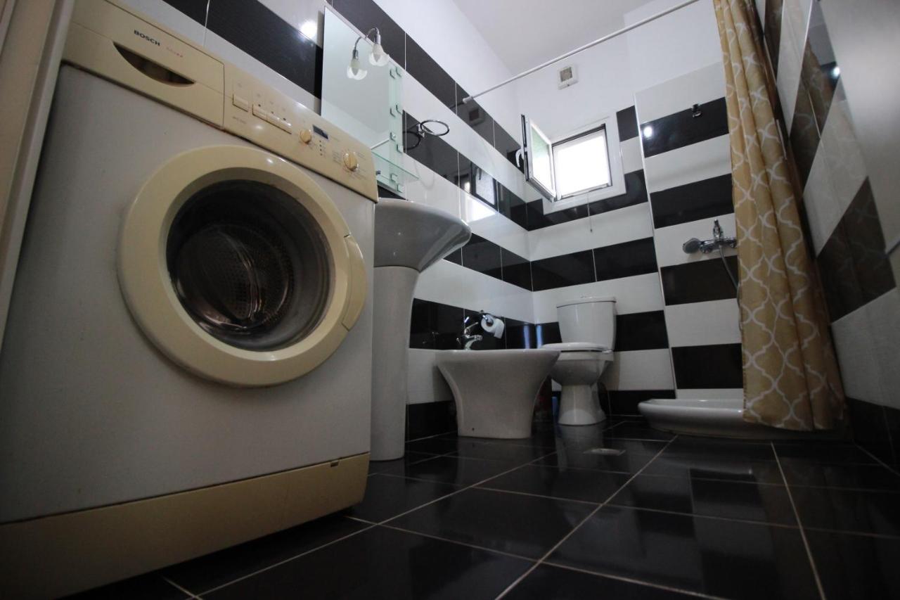 Villa Roel Sarande Bagian luar foto