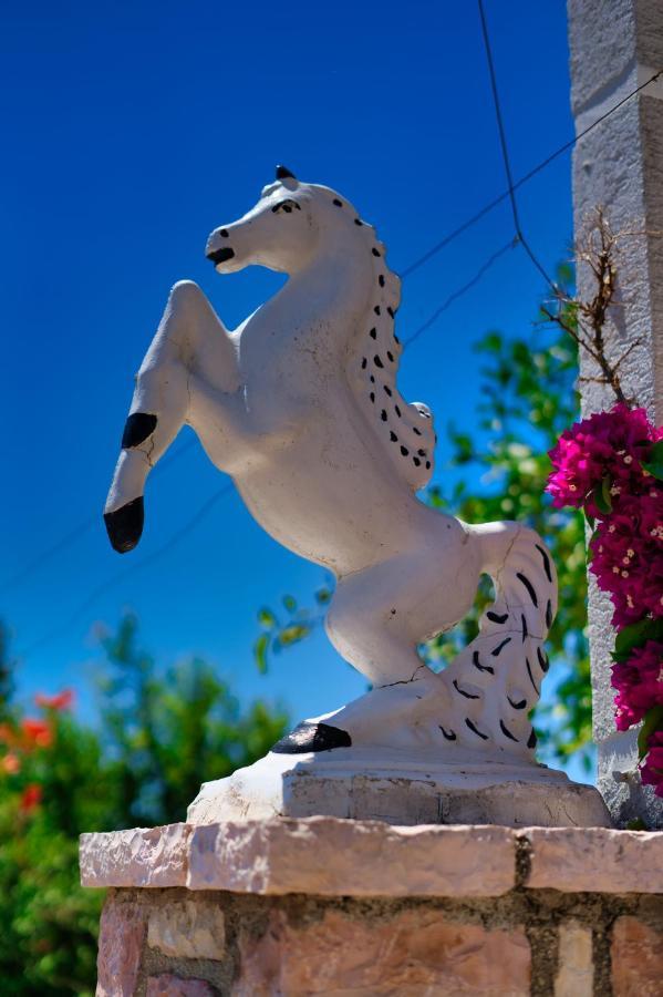 Villa Roel Sarande Bagian luar foto