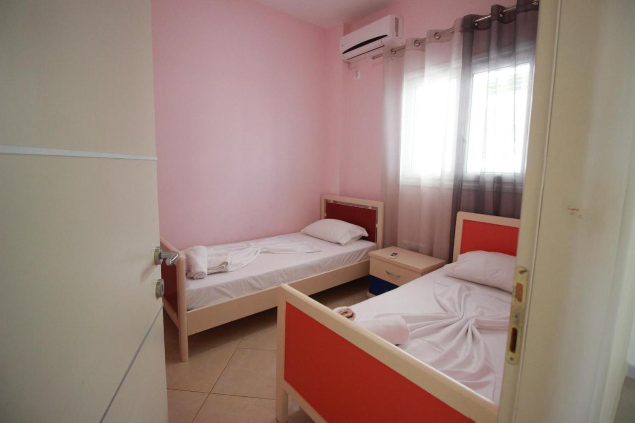 Villa Roel Sarande Bagian luar foto